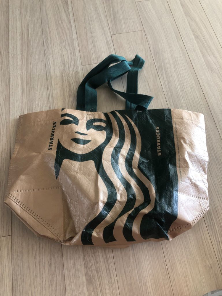 스타벅스 백 가방 팔아요 2개 있어요--0