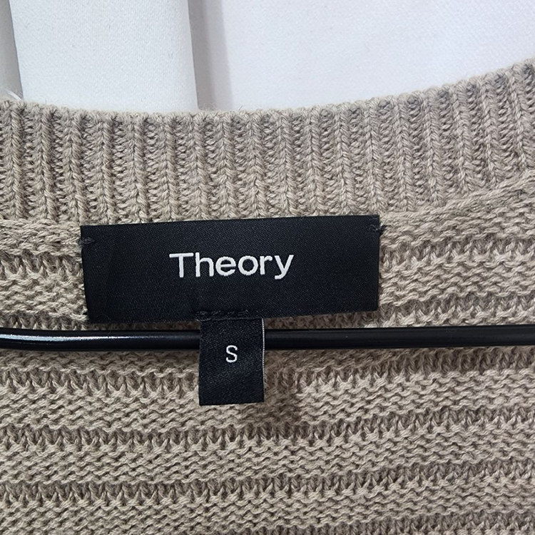 띠어리(Theory) 브이넥 니트 이미지