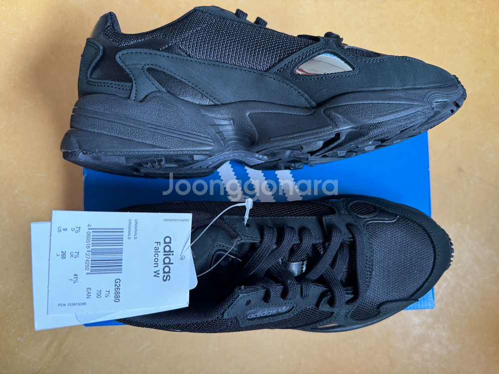 아디다스 우먼스 팔콘 블랙 G26880(새상품 255)--0