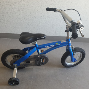 몽벨로12인치 어린이 유아 자전거 팝니다.