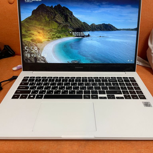 사무용 삼성 15인치 노트북 (노트북 가방 무료 증정)