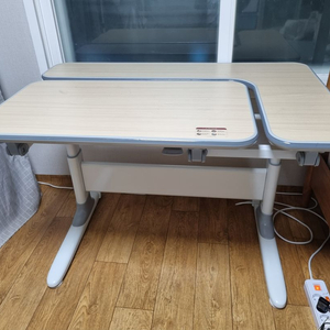한샘 하이 높이각도조절책상 1200 + 기능성 의자