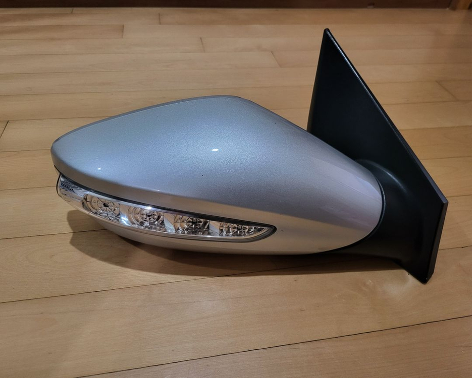 2010년식 소나타 사이드미러(조수석측)--1