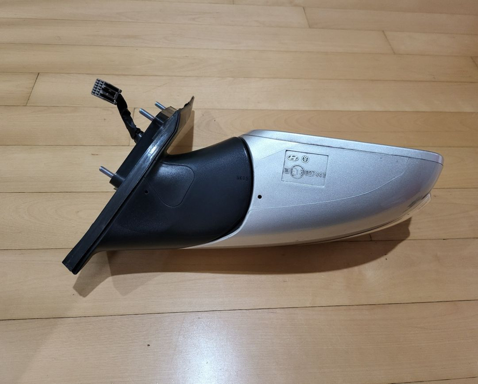 2010년식 소나타 사이드미러(조수석측)--2