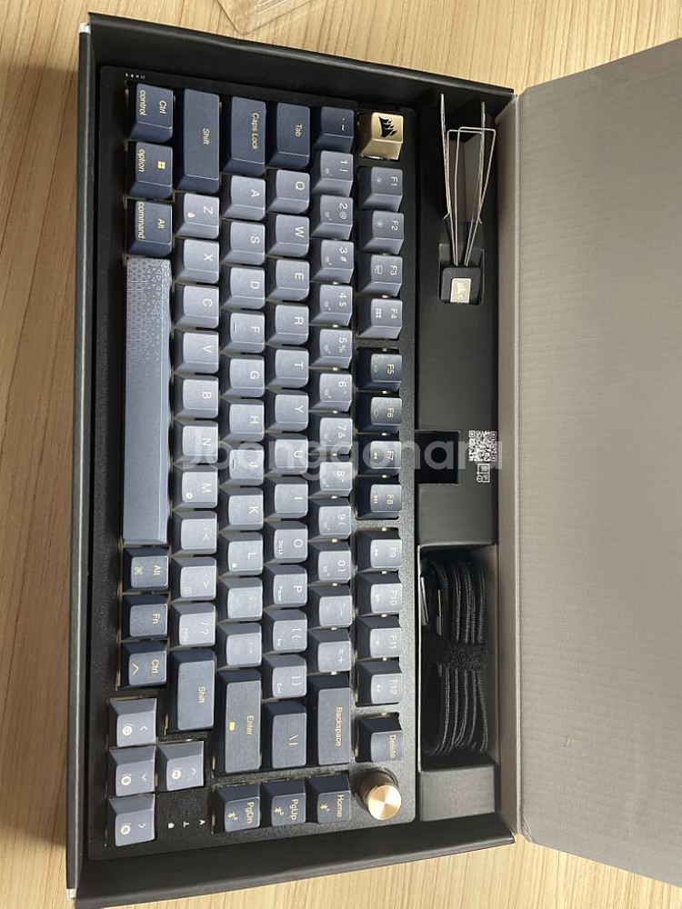 커세어 k65 plus 팝니다--0