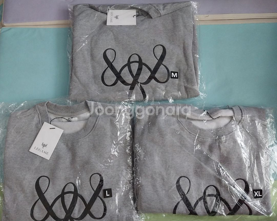 (새상품) 무신사 레가메 기모맨투맨 M L XL--3