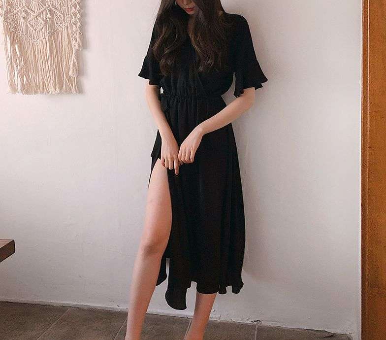 리리앤코 크로나 브이넥 밴딩 트임 원피스 이미지