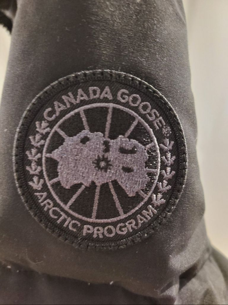 캐나다구스/미스틱/블랙라벨/퓨전핏/라지--1