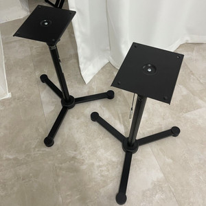 K&M 26720-000-55 스피커 스탠드