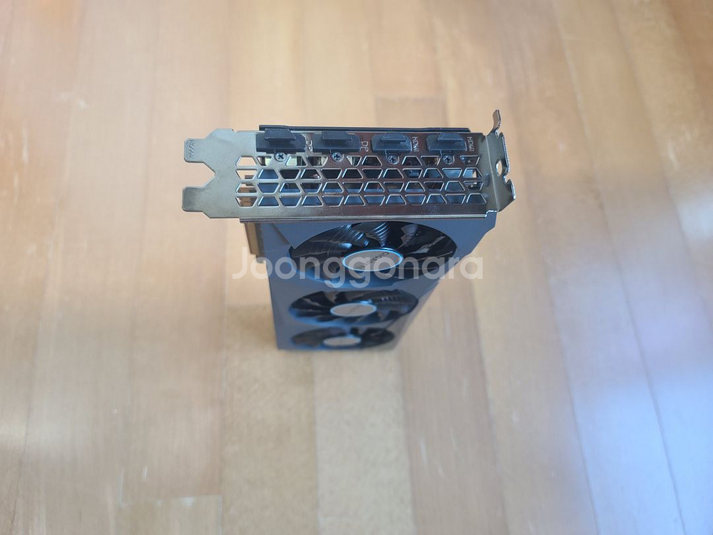 긱바 라데온rx6700xt eagle oc 12gb--1