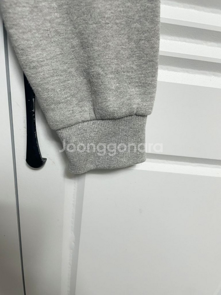 디스커버리 기모 맨투맨 티셔츠--5