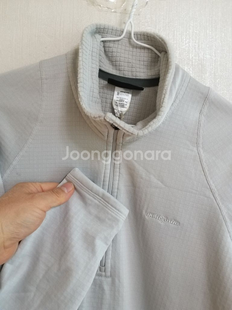 여성 파타고니아 후리스 기모 등산티셔츠 (스판100)--2