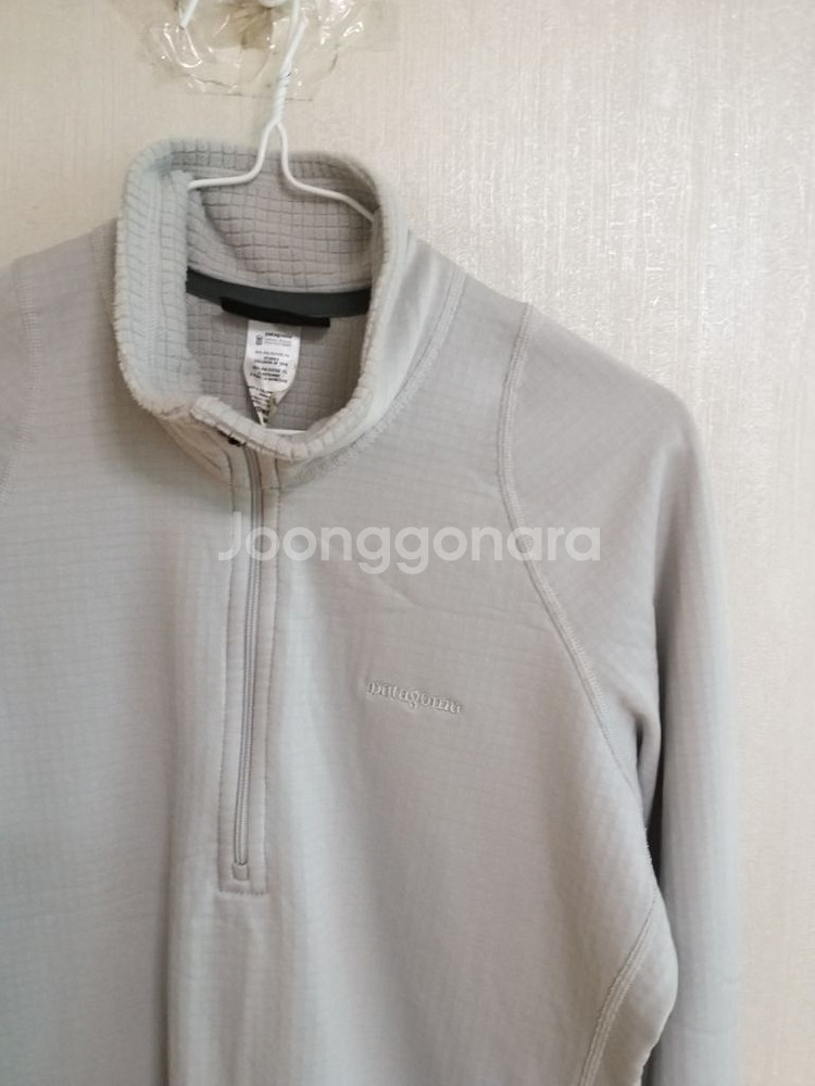 여성 파타고니아 후리스 기모 등산티셔츠 (스판100)--1