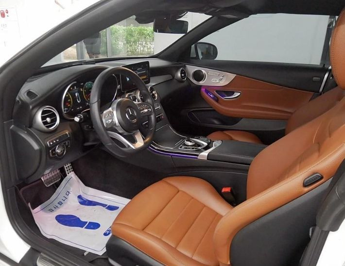 [벤츠]C클래스 W205 C200 카브리올레 (4인승)--4