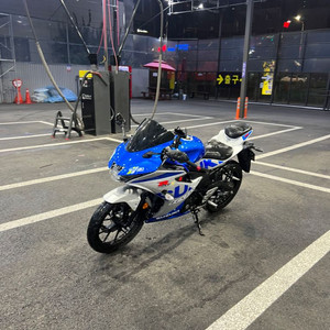 스즈키 GSXR125