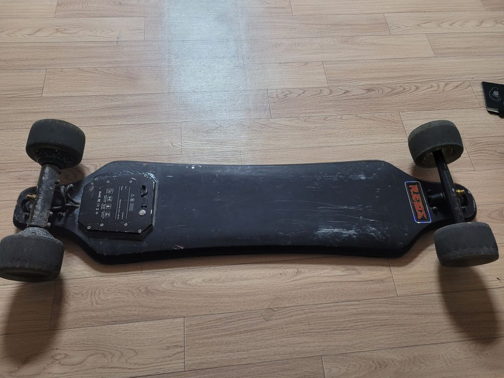 전동 스케이트보드--1