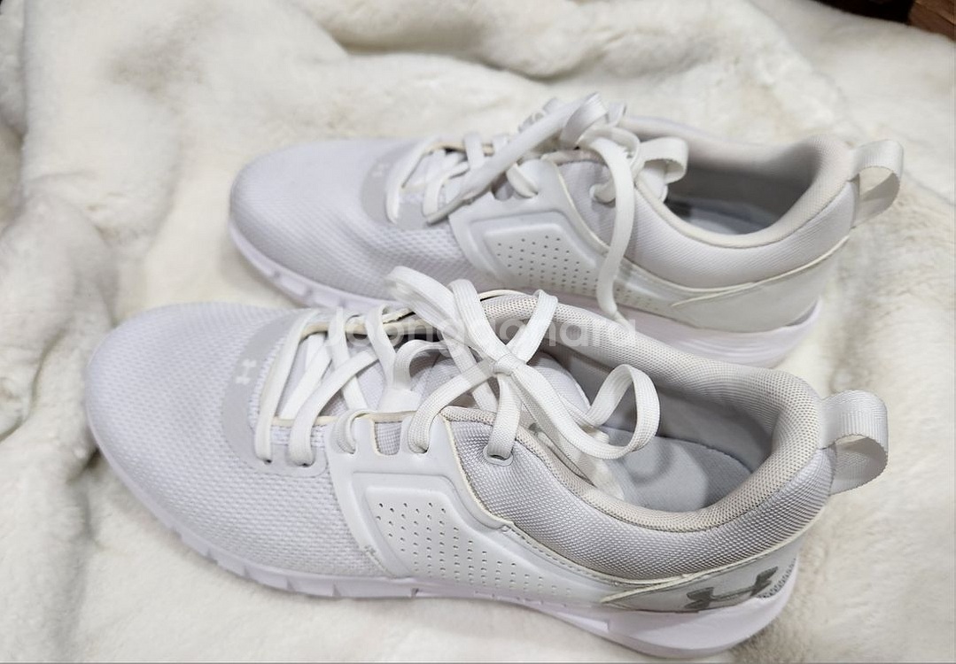 언더아머 남성운동화--0