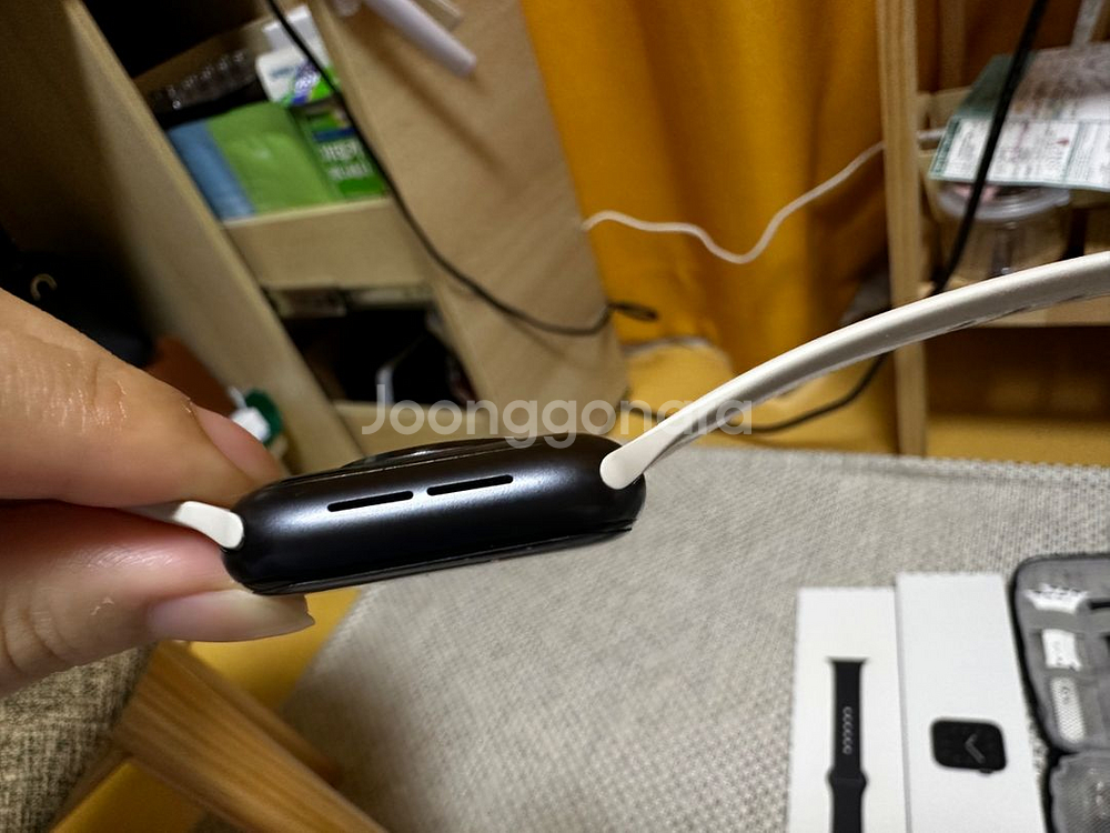 애플워치se 1세대 스그 40mm gps 팝니다--3