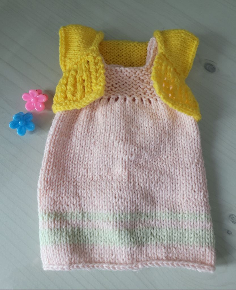 파올라 레이나 인형옷 팝니다.--8