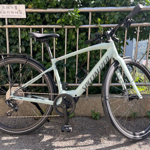 새상품급 전기 스페셜라이즈드 바도 SL 4.0 S