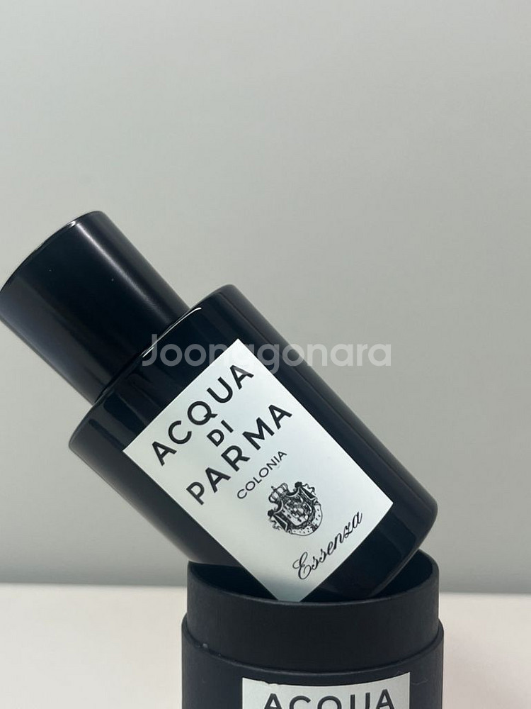 아쿠아 디 파르마 콜로니아 에센자50ml--0