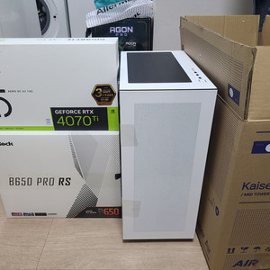 7800x3d 4070ti 화이트 완본체 팝니다.