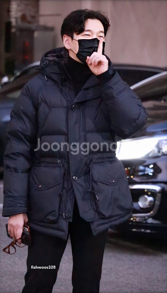 이스트로그 21fw 유틸리티 파카 XL--0
