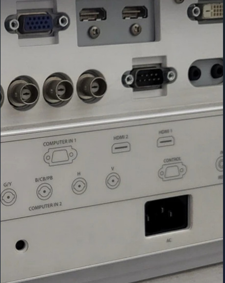 크리스티 DXG1051 단초점 10400안시 빔프로젝터--8