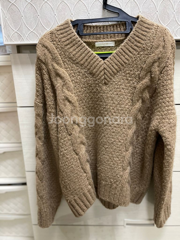 러브민 니트 판매합니다--0