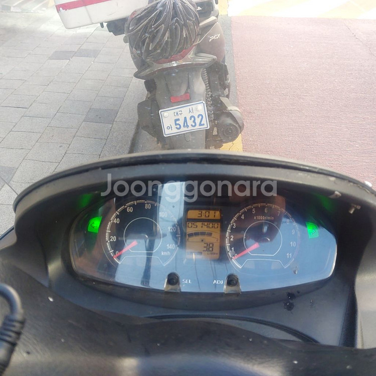 버그만125 14년식--3