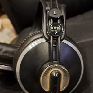 AKG K271 스튜디오 헤드폰