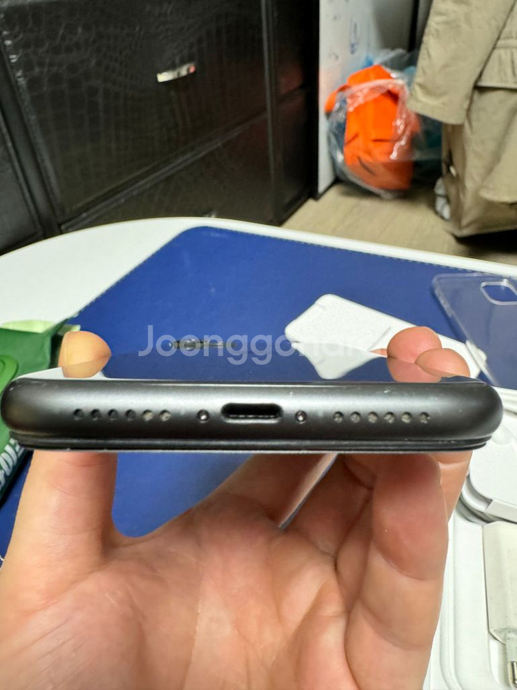 아이폰11 64GB 풀박스 판매합니다.배터리86%--7