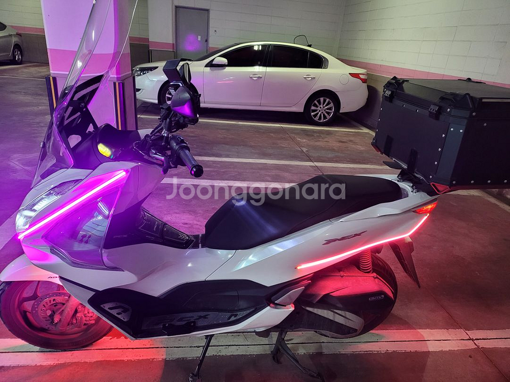 pcx125(cbs) 22년식 판매합니다--2