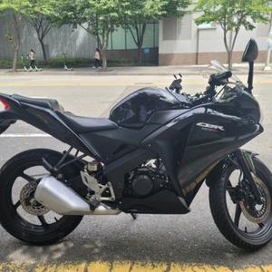 cbr125 흑마삽니다.