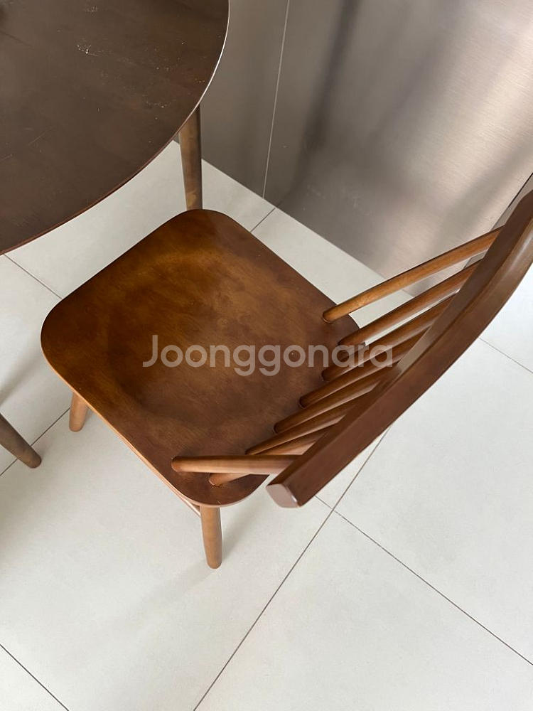 1000mm 원형테이블과 의자2개--3
