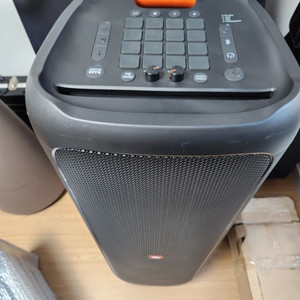 jbl partybox 1000