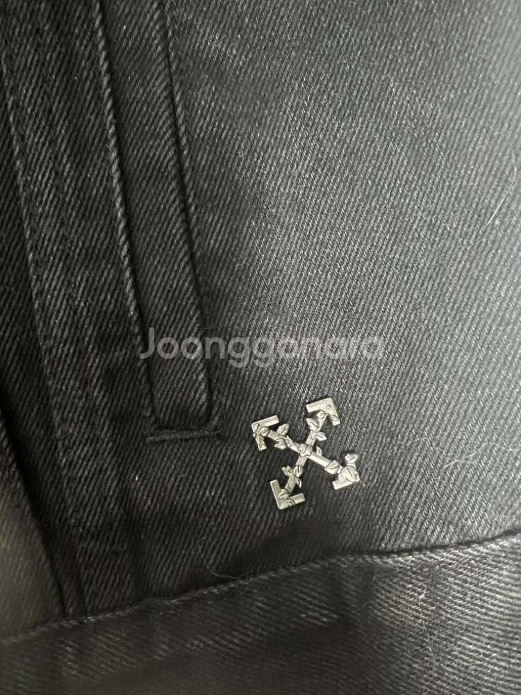 오프화이트 흑청자켓 s--1