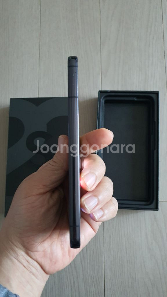갤럭시 s22 자급제 판매합니다--5
