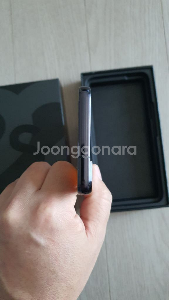 갤럭시 s22 자급제 판매합니다--3