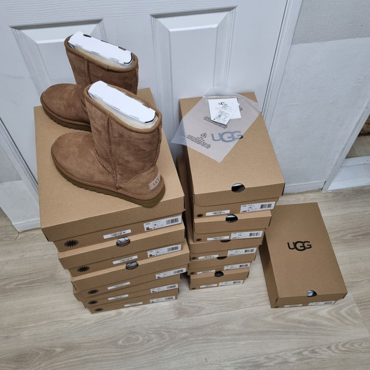 UGG 어그부츠 클래식 숏2 체스트넛 새상품--2