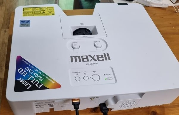 6000안시 레이저 풀HD MP-WU5603 빔프로젝터 이미지