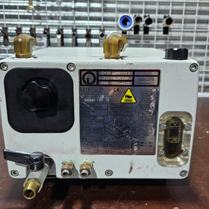 LEYBOLD 레이저 절단기용 삼상220V 진공펌프