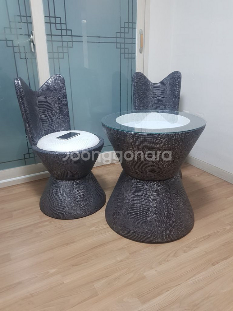 테이블 의자 세트--3