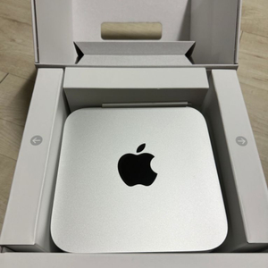 맥스튜디오 M1 Max 10코어 512GB 팝니다.