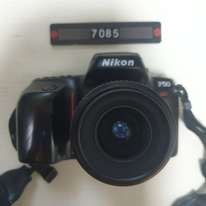 니콘 F 50 필름카메라 35-80미리 줌렌즈