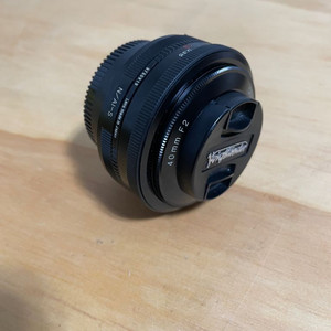 보이그랜더 울트론 40mm F2 니콘마운트