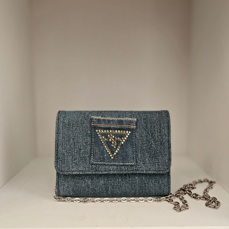 정품 의류 업사이클링 가방--1