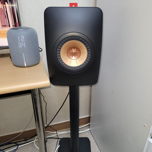 kef ls50 meta & mc62 및 정품, 스탠드