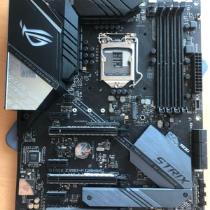 ASUS ROG STRIX Z390 F 게이밍 메인보드