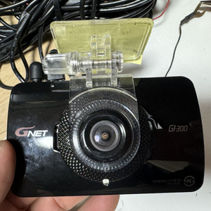 [블랙박스] 지넷 g1-300 (32g) 팝니다